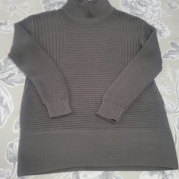Vince Camuto High Neck Tunic Sweater Gray Size XS (runs large) - Picture 1 of 7